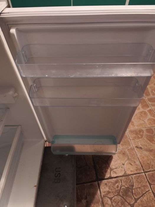 Lodówkę Bosch sprzedam.