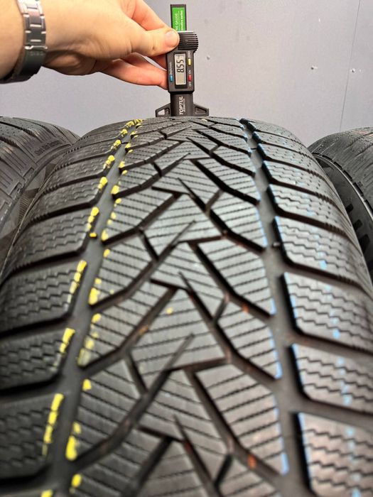Шины БУ 235 55 R 19 Uniroyal winterexpert Зима Комплект резина