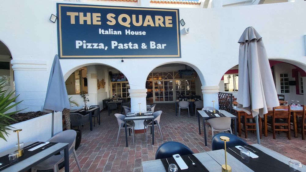 Restaurante Italiano Renovado em Carvoeiro