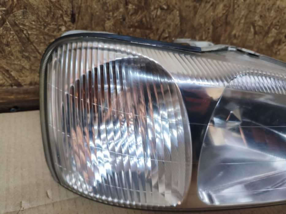 Перкдня права фара Hyundai Accent 2 Хюндай Акцент 2 2000-2003
