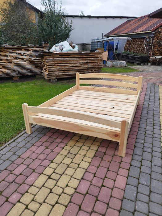 Łóżko sosnowe  ławka skręcana