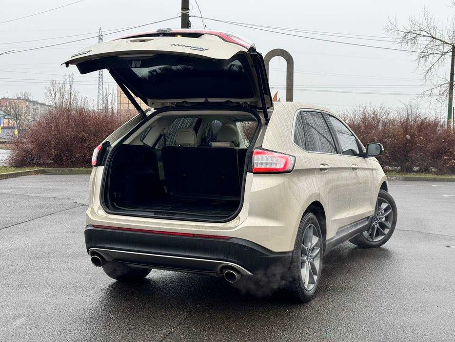2018 Ford Edge “Titanium”