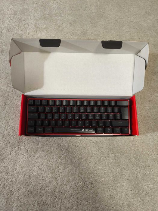 Teclado gamer NPLAY 60%