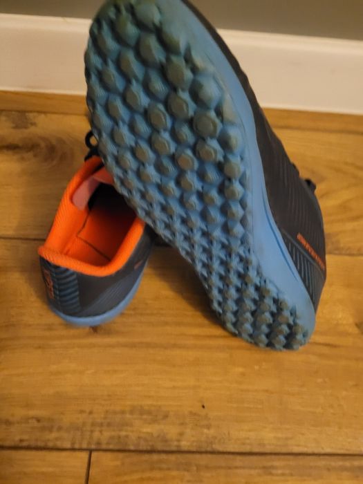 Buty Kipsta rozm. 35