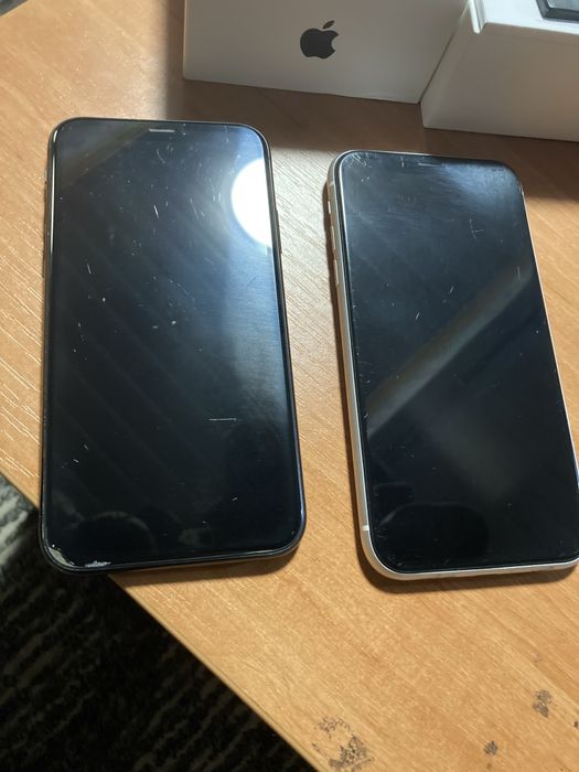 Iphone Xr 64 black, 128 white ЦЕНА ЗА ДВА