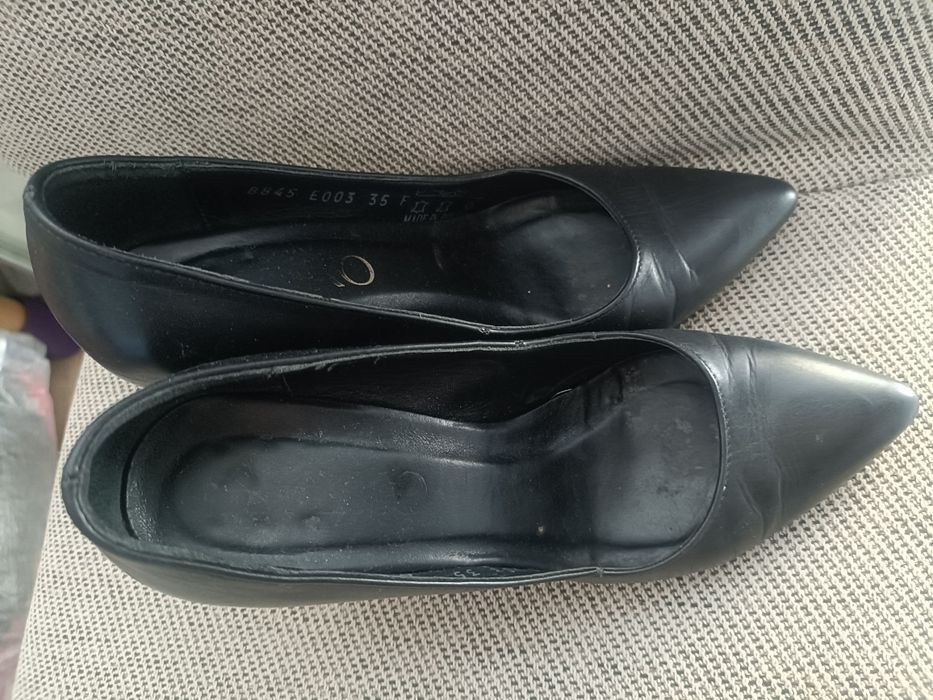 Buty na obcasie Ryłko 35