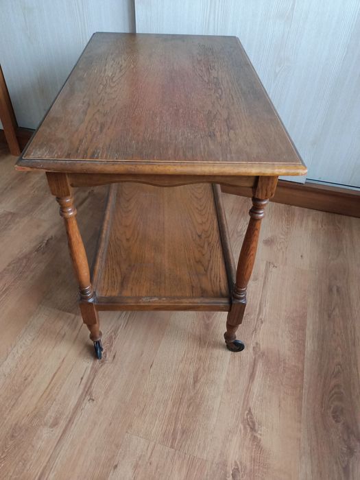 Stary stolik barek na kółkach