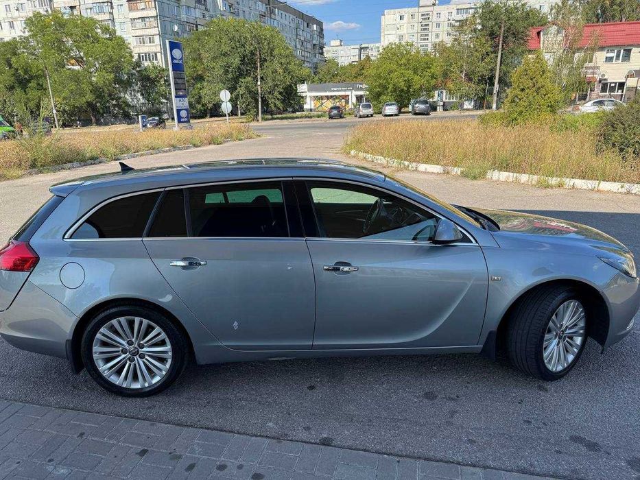 Opel Insignia 2011 Sports Tourer 2.0TDI