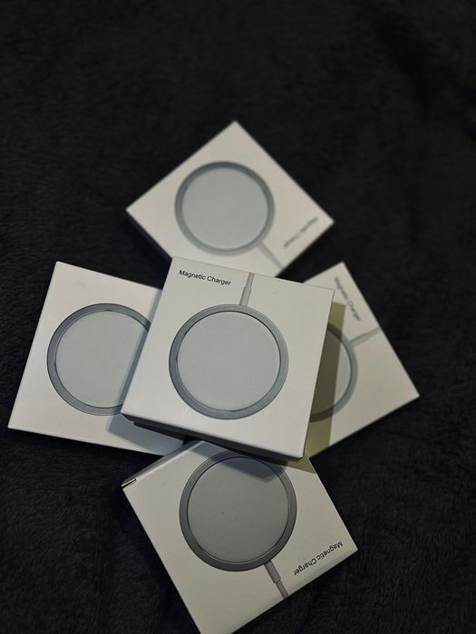 Магнитная беспроводная зарядка для iPhone