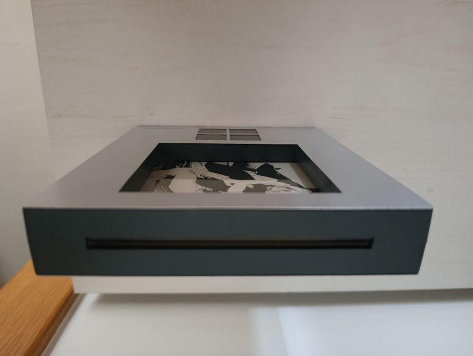 Frame with light and display of date, time, and indoor temperature64751277718019123