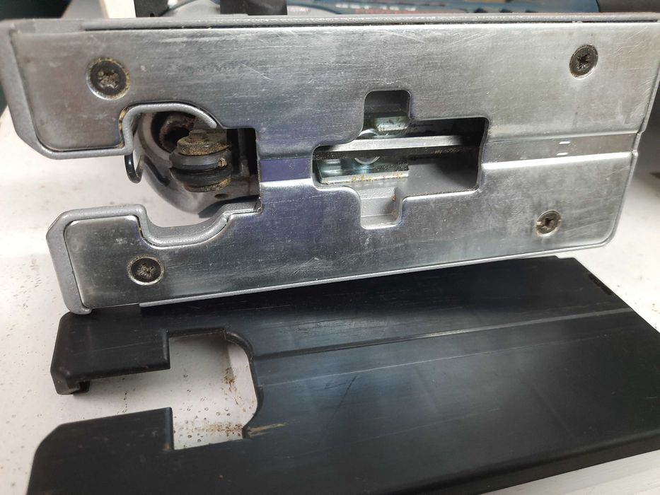 Serra Bosch GST 18V + 2 baterias e 2 carregadores