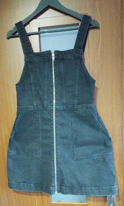 Sukienka dżinsowa ciemnoszara ogrodniczka Weekday rozm m