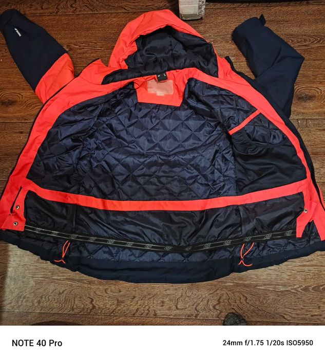 Kurtka narciarska 4F L damska zimowa membrana 8000