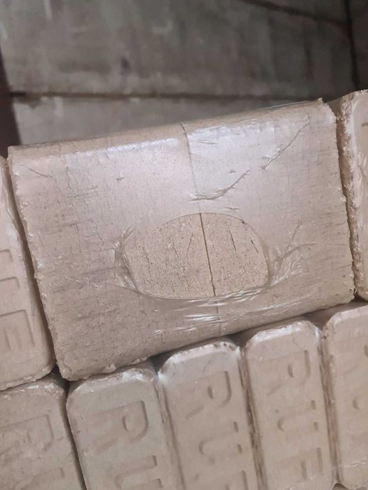 Брикеты для отопления котлов РУФ ДУБ. Бесплатная выгрузка.