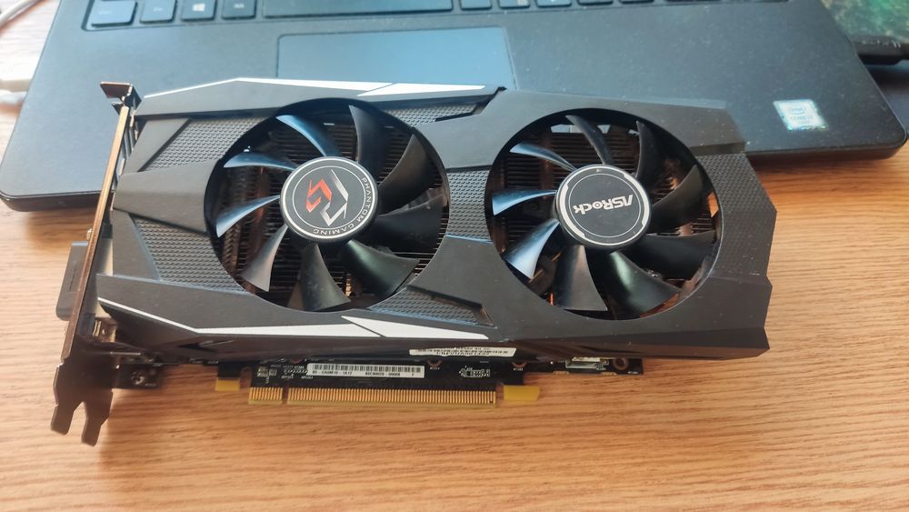 Asrock rx 580 phantom 8Gb