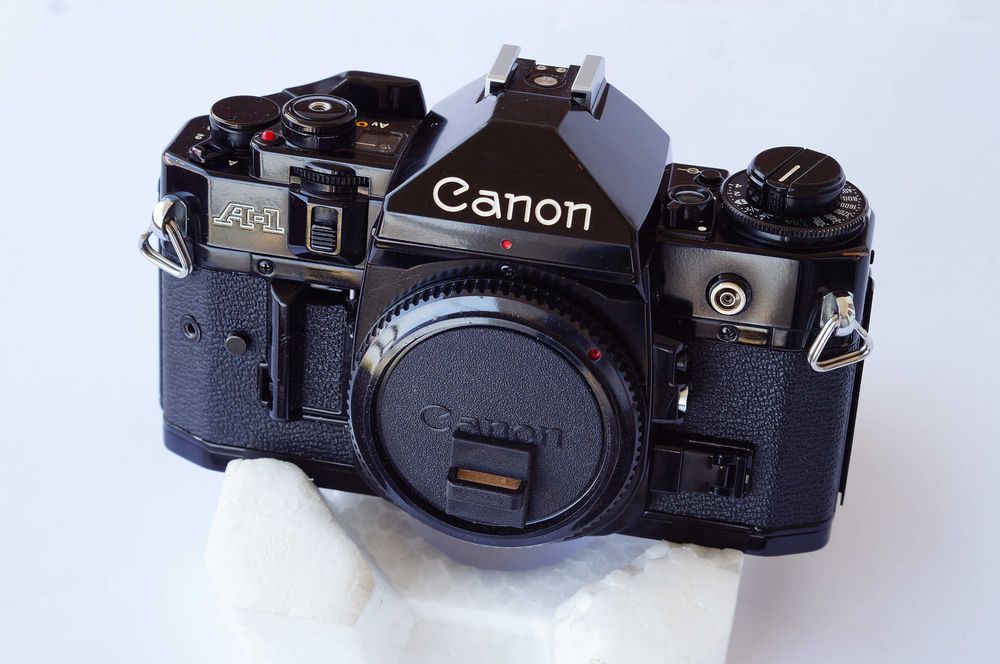 Aparat Canon A-1 sprawny w ładnym stanie drobny problem