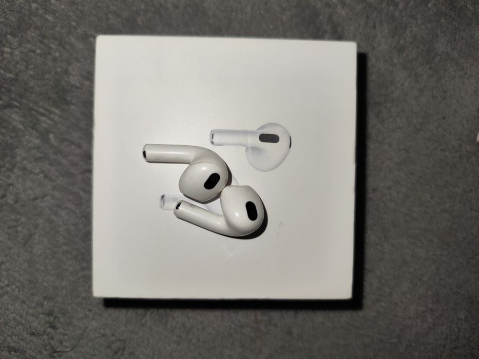 Oryginalne słuchawki Airpods 3
