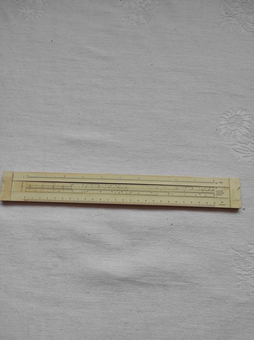 Линейка логарифмическая