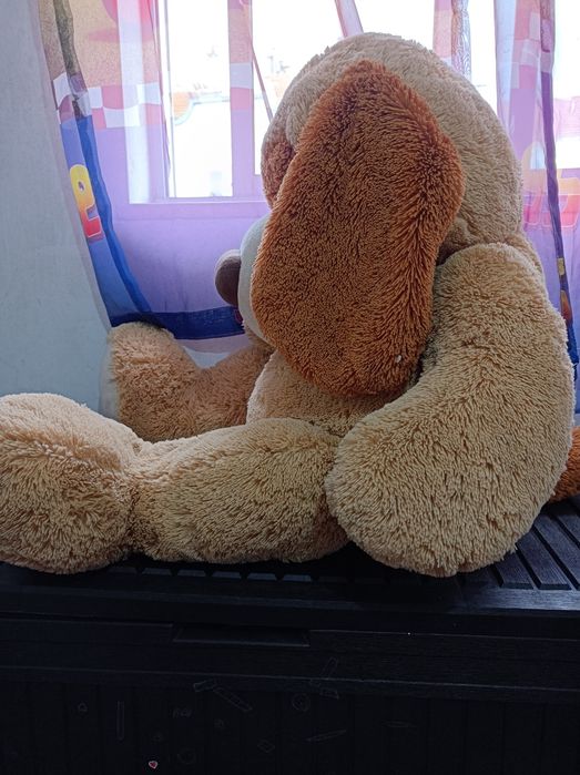 Peluche de grandes dimensões * Cerca de 1,20cm por 1,00cm