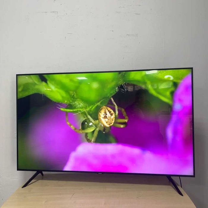 Samsung 45" 4K Smart TV T2 стильний безрамковий з кріпленням подарунок