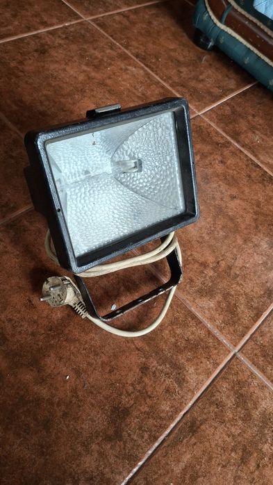 Projetor + Olho de boi - Exterior