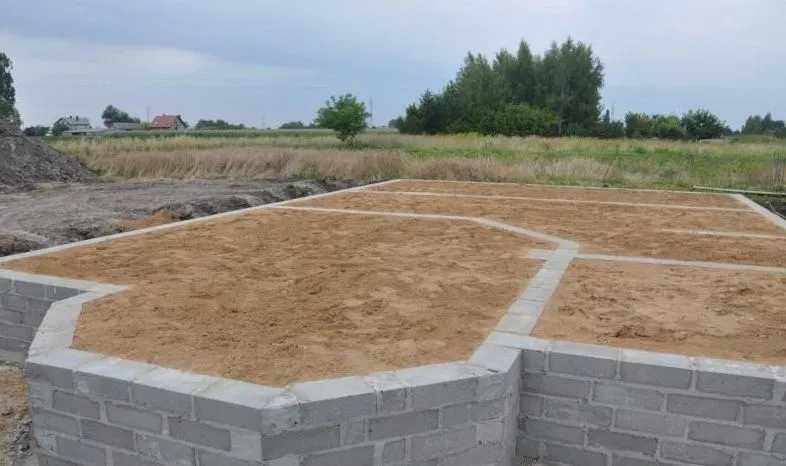 Piasek zasypowy do fundamentów