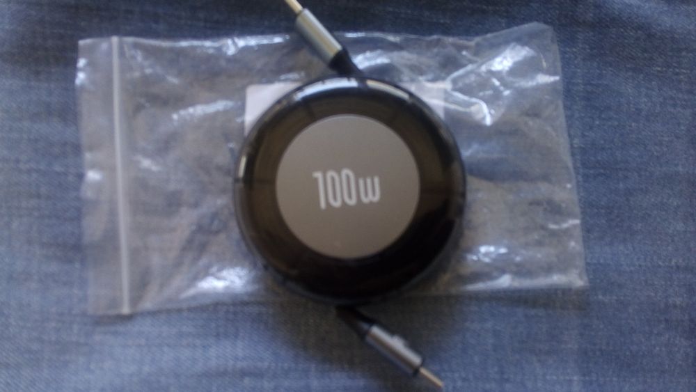 Cabo retráctil USB C a USB C 1M com suporte de telemóvel