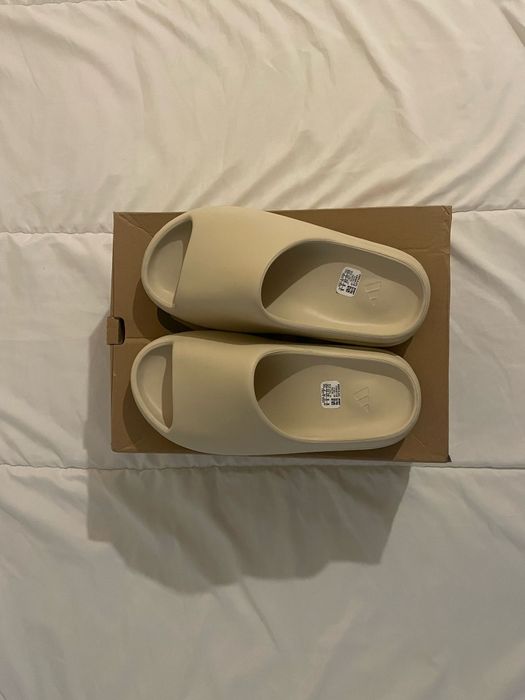 ADIDAS x Yeezy Slides