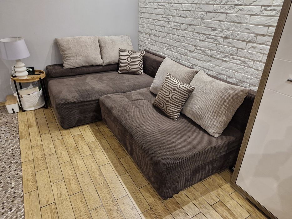 Rogówka kanapa narożnik sofa z funkcją spania  łóżko