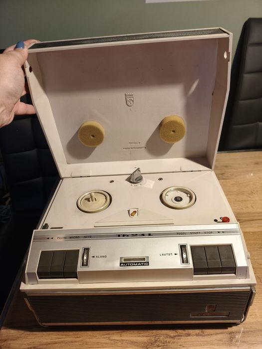Magnetofon szpulowy GRUNDIG TK-23L- DE LUXE