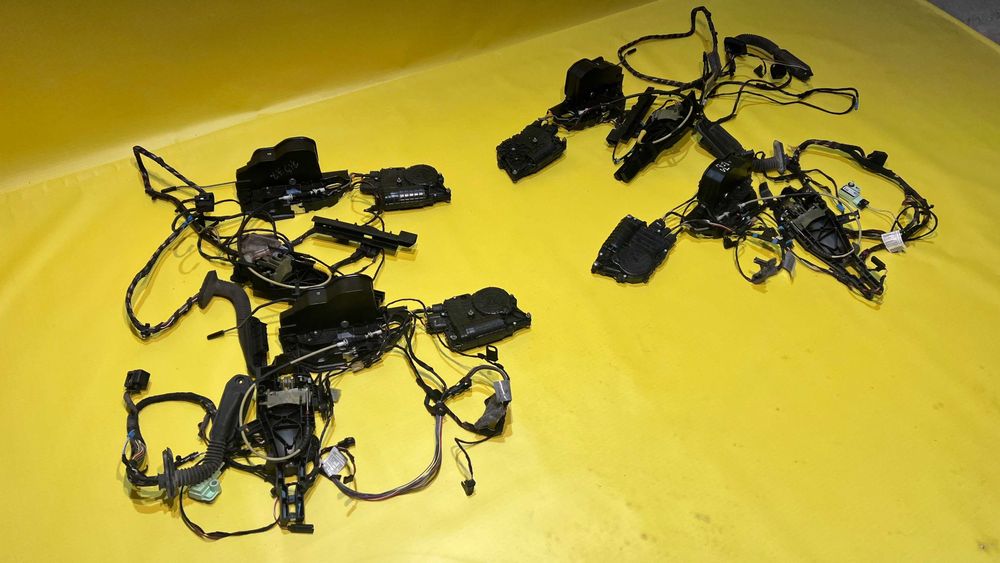 Замок BMW X5 E70 F10 F30 замок двери БМВ Х5 Е70 Ф10 Ф30 дверной замок