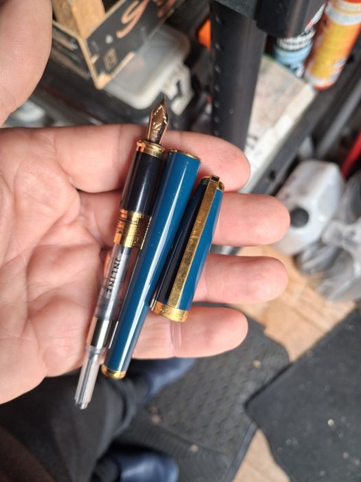 Caneta ST.Dupont Fidélio laca azul e ouro