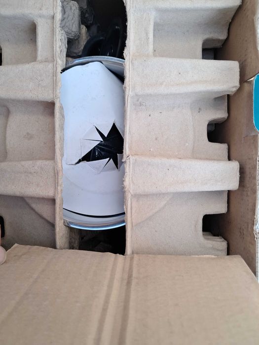 Espremedor de citrinos. Máquina de sumo.