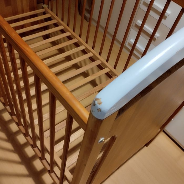 Cama de grades com colchão