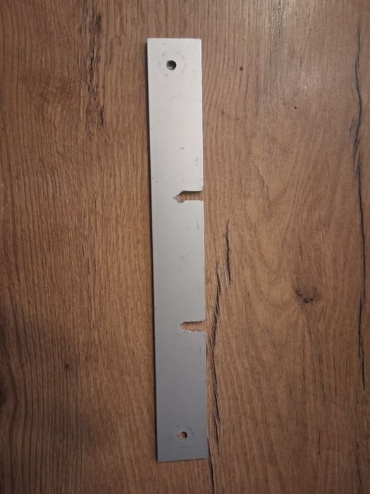 Aluminiowa listwa kątowa - 16 sztuk