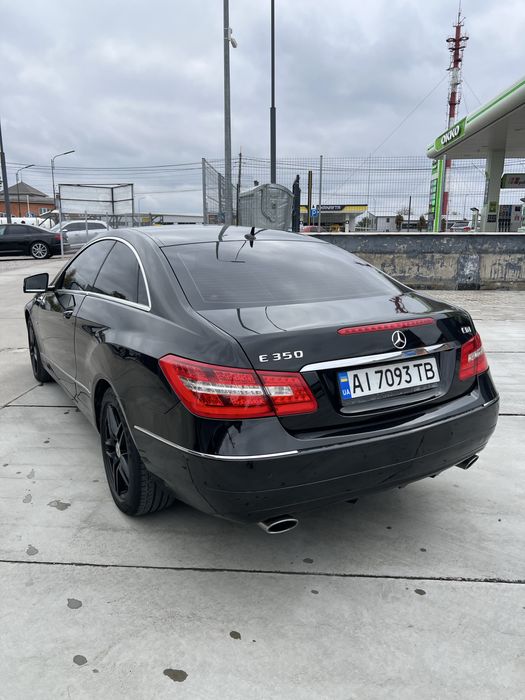 Mercedes-Benz E-Class Coupe