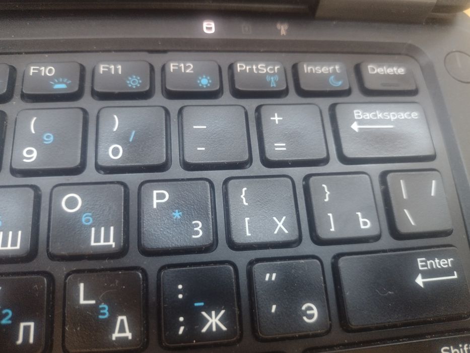 Dell e7250 Carbon i5/8 не запускається