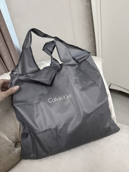 НОВА Calvin Klein сірий шопер чорний тестильний сумка плече пляжна тканина