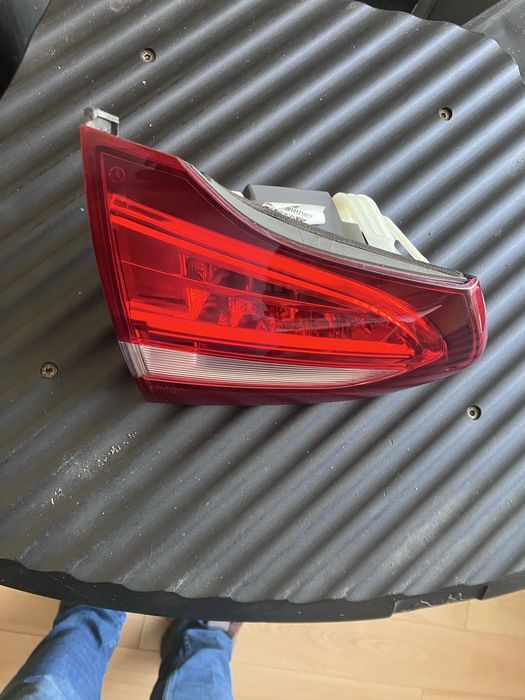 Farol traseiro esquerdo  mercedes c220 (w205)  mala
