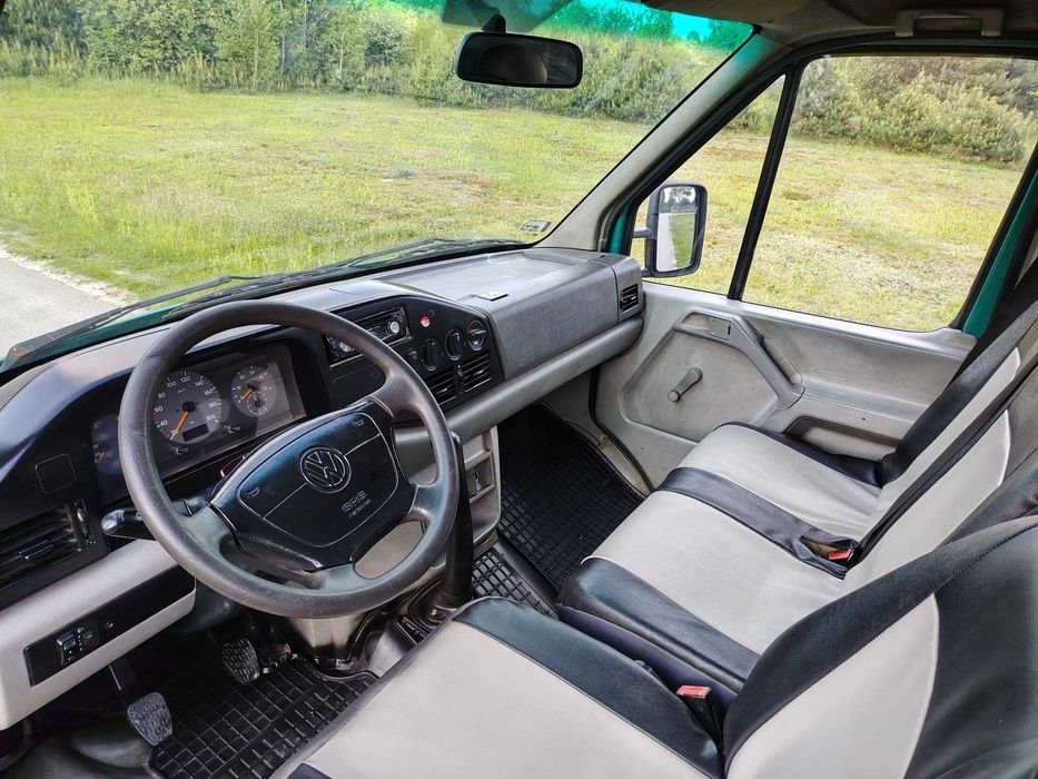 VOLKSWAGEN LT 35 L2H2 2001r 2.5TDI Przebieg 299tys 6 osob Blokada Most