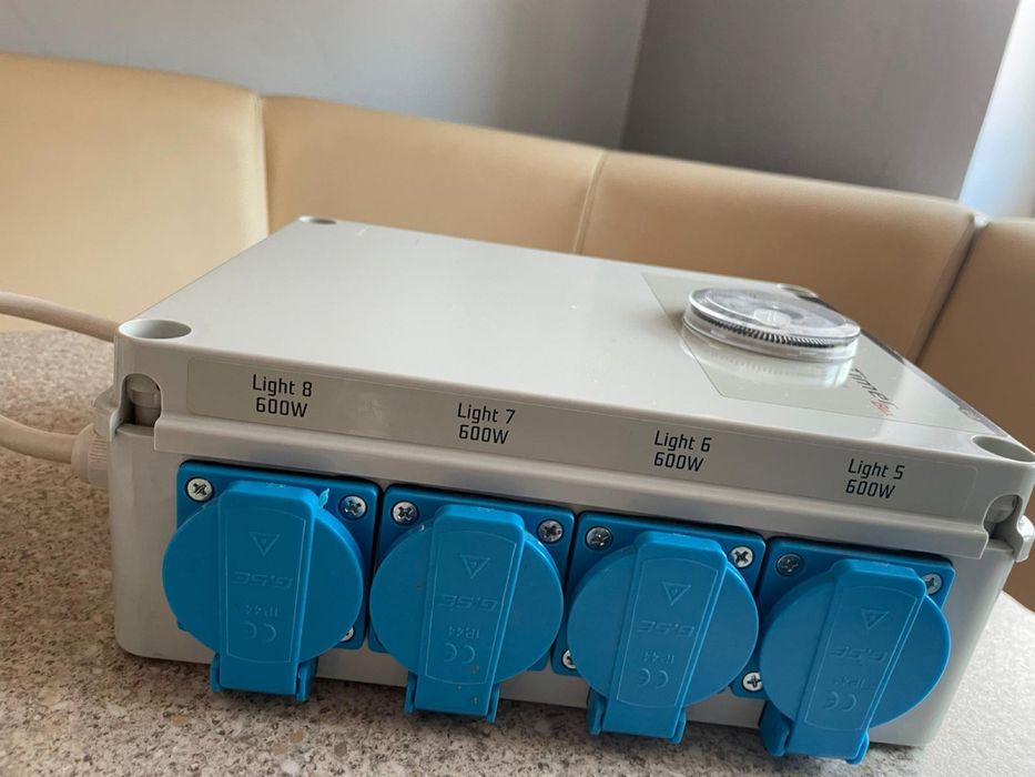 G-SYSTEM Timerbox 8x600W