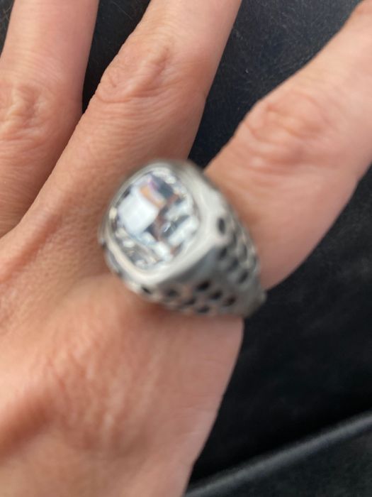 Cudowny pierścień Motyle