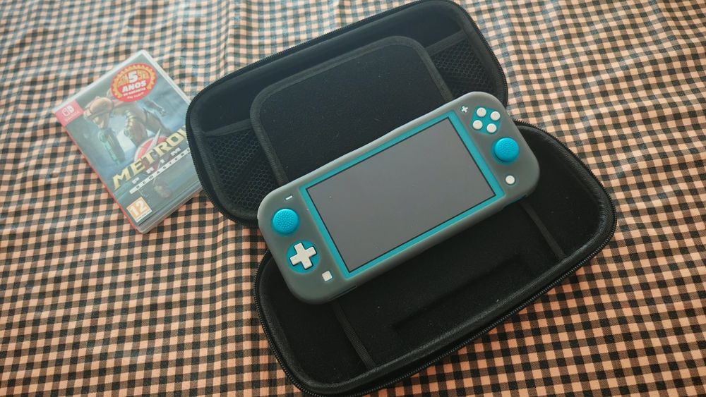 Nintendo Swich Lite + jogos