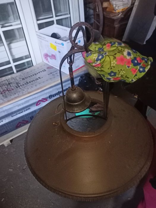 Stary żyrandol antyk