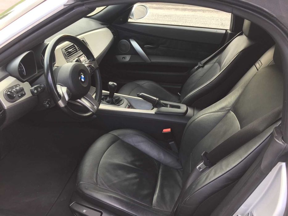 BMW Z4 2.2 caixa manual