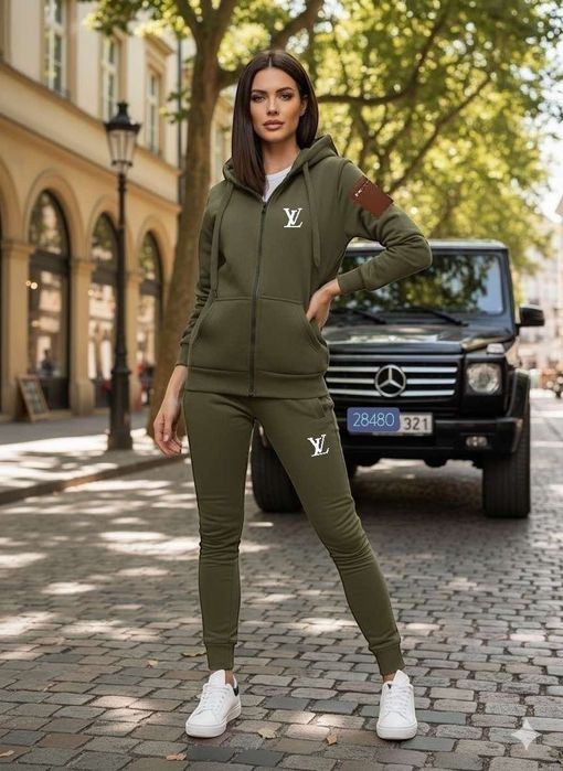 Dresy damskie logo wyszywane super jakosc