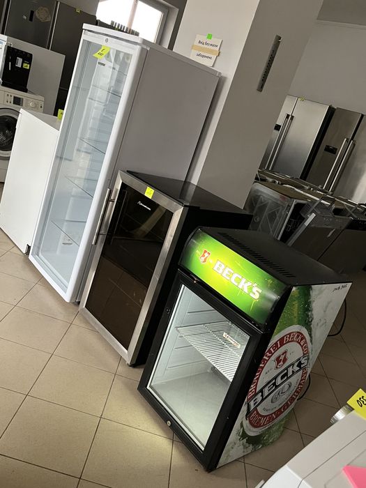 Холодильники вітрина BECKS Model АНТ 100 С