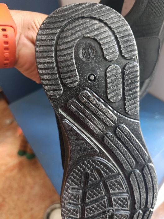 Sapatos Confort 44