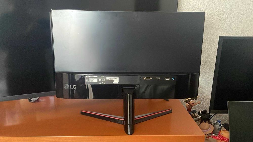 Monitor Gaming LG 24"