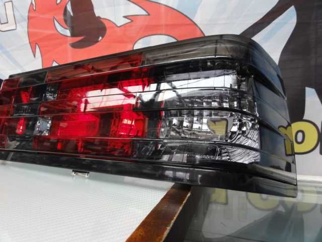 Farolins / faróis raseiros para MERCEDES W201 190 82-93 fundo vermelho smoke estilo inpro